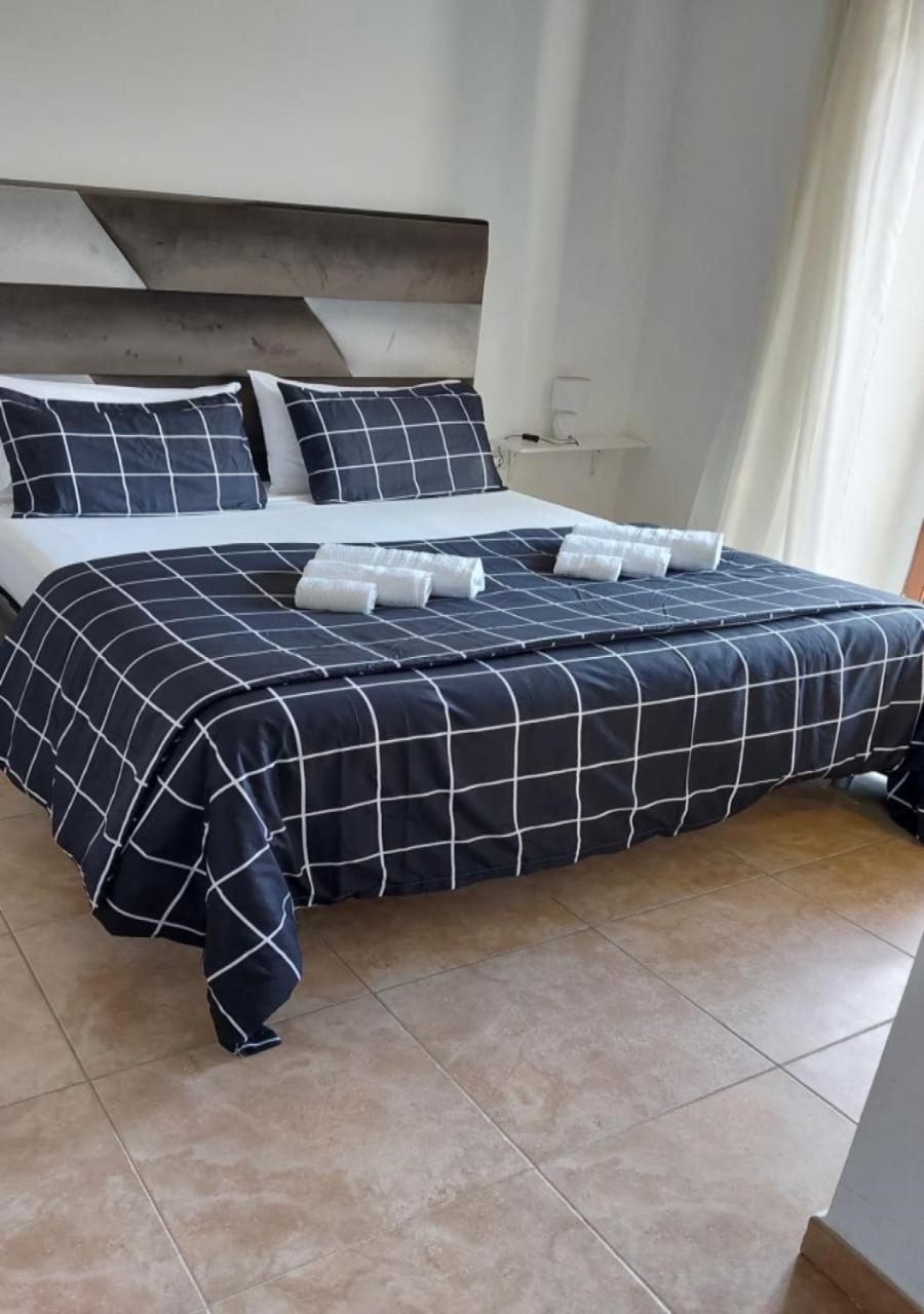 Miris Home Fast And Comfortable With Self Check In 8 Minutes Walk Near Naples Airport Zewnętrze zdjęcie